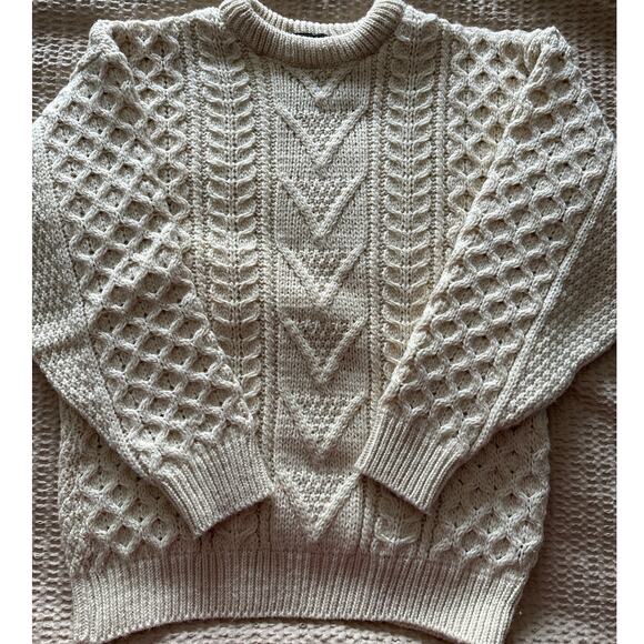 Irish Piper Pure New Wool Aran Fisherman Sweater Medium Made in U.K. - Picture 3 of 7